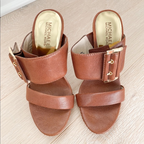 MICHAEL Michael Kors Buckle Heels - Picture 1 of 3